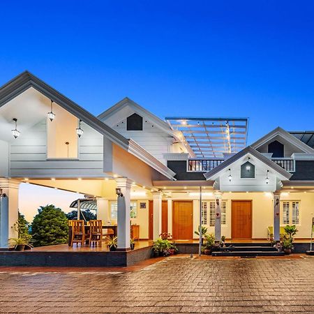 Stayvista At Titha Villa Santhanpara Экстерьер фото